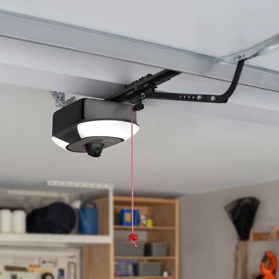 Chamberlain 1-1/4 Hp Smart Garage Door Opener
