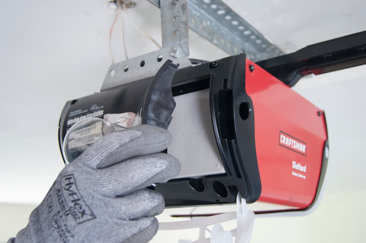 How To Replace Batteries In Liftmaster Garage Door Opener