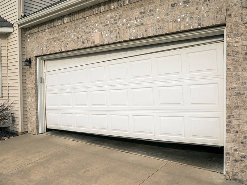 Why Is My Garage Door Not Closing And Blinking? Fix!