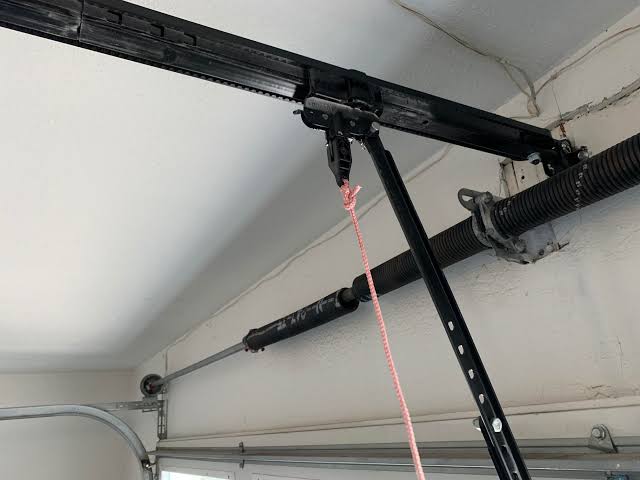 Can I Open A Garage Door With A Broken Spring