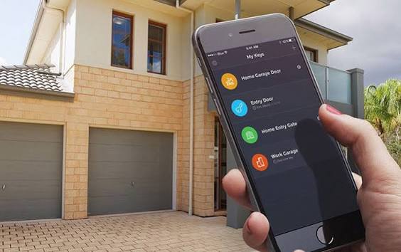 Can I Open A Garage Door With My Phone