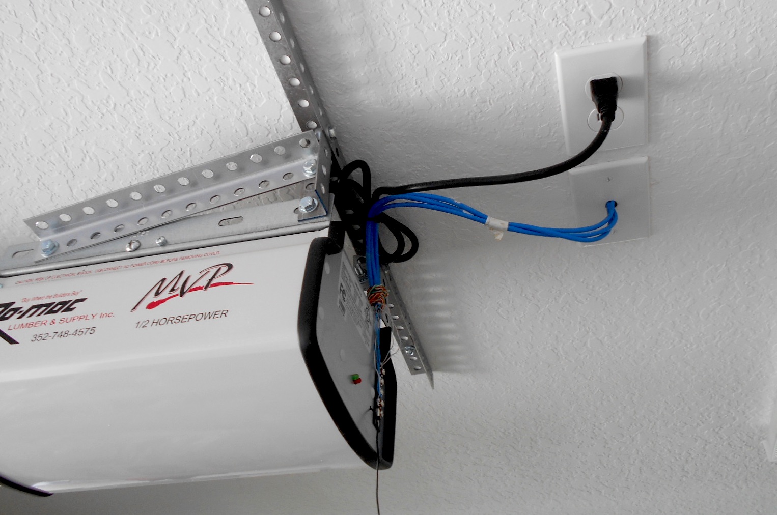 Can Two Garage Door Openers Be On The Same Circuit