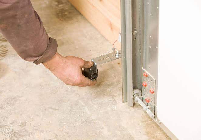 Garage Door Opens With Remote But Does Not Close