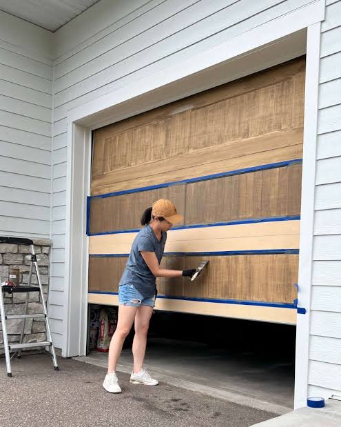 How To Make Your Garage Door Look Like Wood