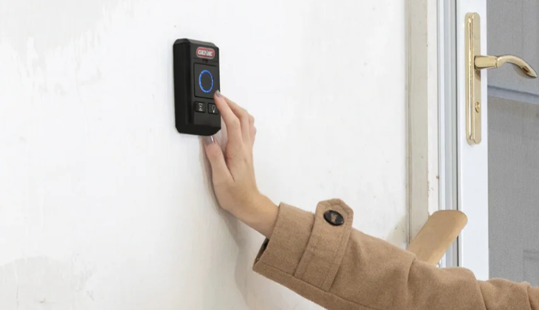 Liftmaster Garage Door Wall Button Not Working But Remote Works