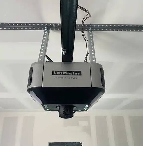 My Garage Door Goes Down Then Back Up Liftmaster